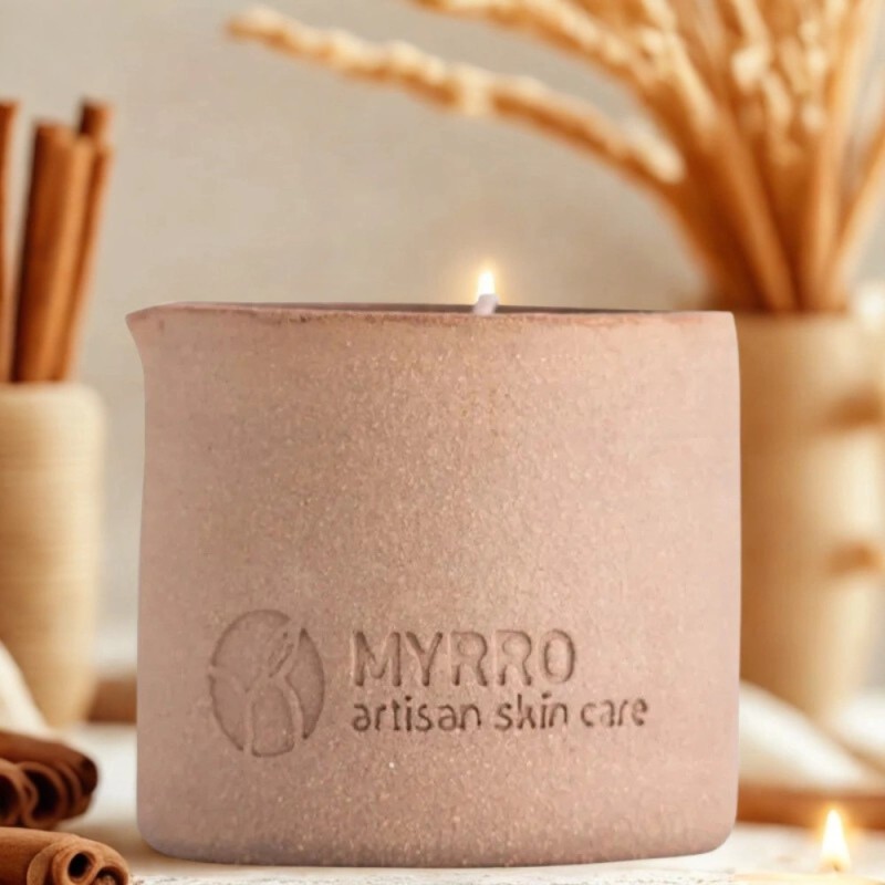 Świeca do masażu i aromaterapii - cynamon & ylang-ylang | FENARI Świeca do masażu i aromaterapii - cynamon & ylang-ylang | FENARI