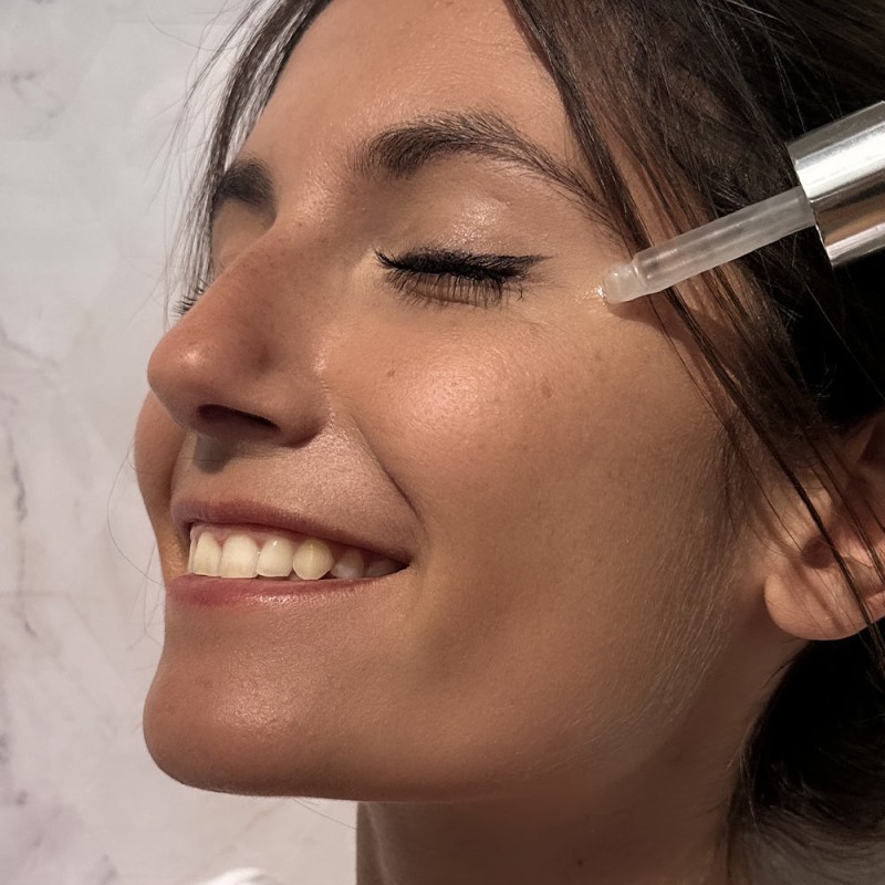 organiczne serum do twarzy