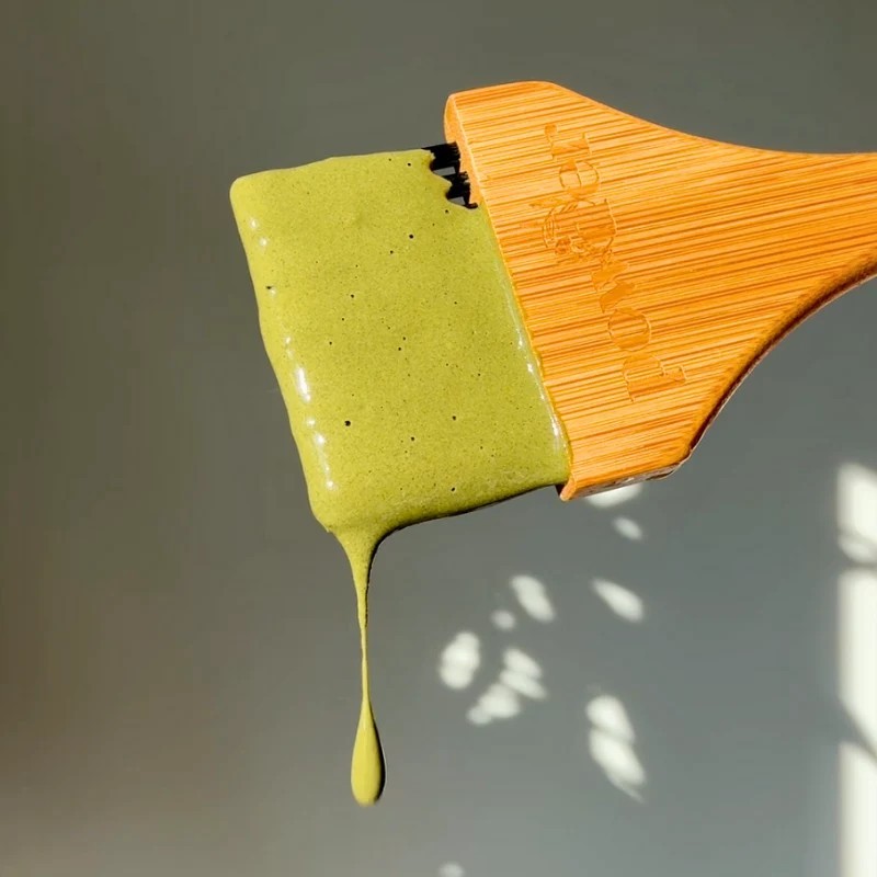 konsystencja maski detoksykującej do włosów powder