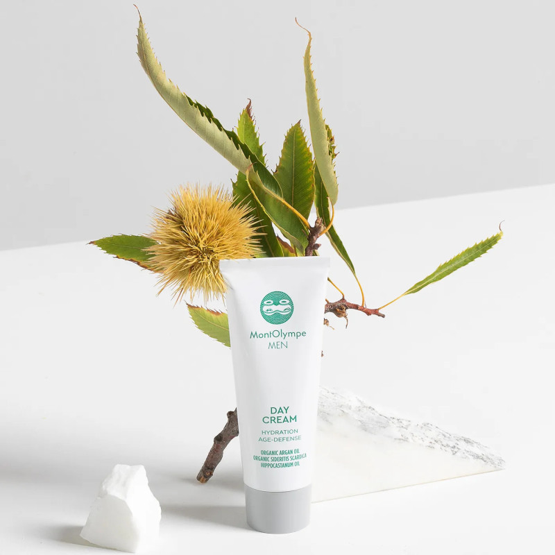 NAWILŻAJĄCY KREM ANTI-AGING DLA MĘŻCZYZN